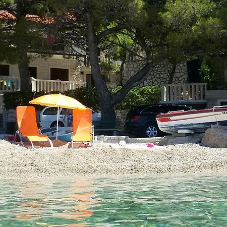 Apartments By The Sea Brela, Makarska - 11821 ภายนอก รูปภาพ