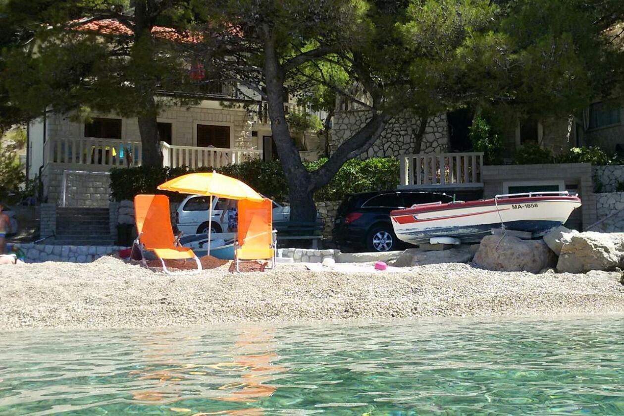 Apartments By The Sea Brela, Makarska - 11821 ภายนอก รูปภาพ
